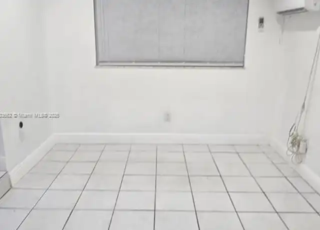 Property at 3405 NW 176th Ter, Miami Gardens, FL, 33056, 1 bed, 1 bath, [object Object]