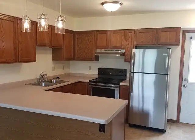 Property at 209 Redwood Ln, Watertown, WI, 53094, 1 bed, 1.5 baths, [object Object]