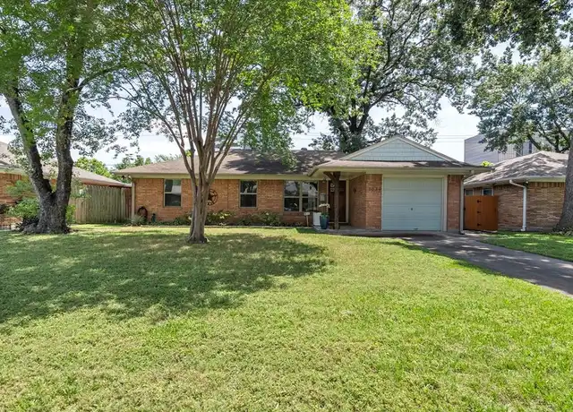 Property at 1039 W 30th St, Houston, TX, 77018, 3 beds, 1 bath, [object Object]