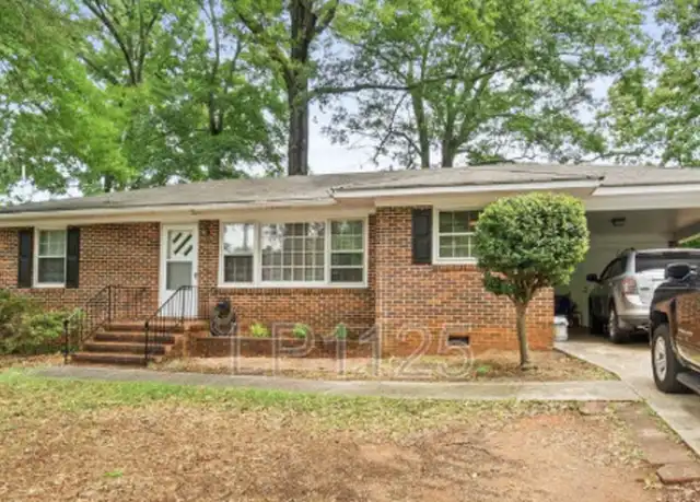 Property at 1011 W Poplar St, Griffin, GA, 30224, 3 beds, 1.5 baths, [object Object]