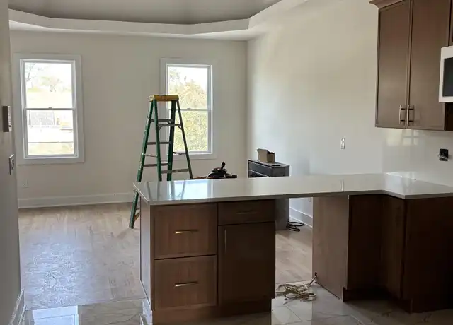Property at 802 Broadway Unit 3R, Bayonne, NJ, 07002, 1 bed, 1 bath, [object Object]