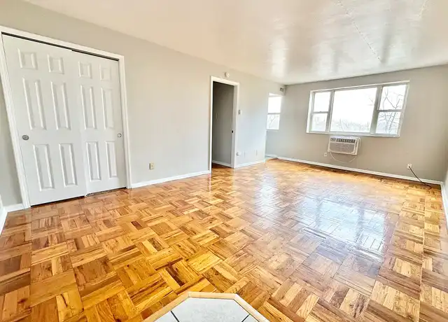 Property at Waldorf Park Apartments - 103 McKnight Cir, Pittsburgh, PA, 15237, 1 bed, 1 bath, [object Object]