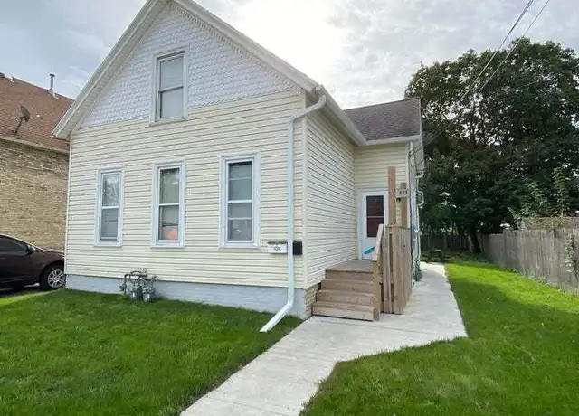 Property at 823 Yout St, Racine, WI, 53402, 3 beds, 1 bath, [object Object]