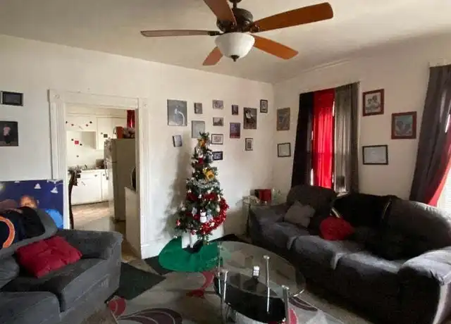 Property at 823 Yout St, Racine, WI, 53402, 3 beds, 1 bath, [object Object]