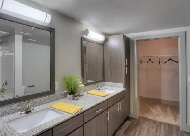 Property at 3600 Montrose Blvd Unit 3106-2, Houston, TX, 77006, 2 beds, 2 baths, [object Object]