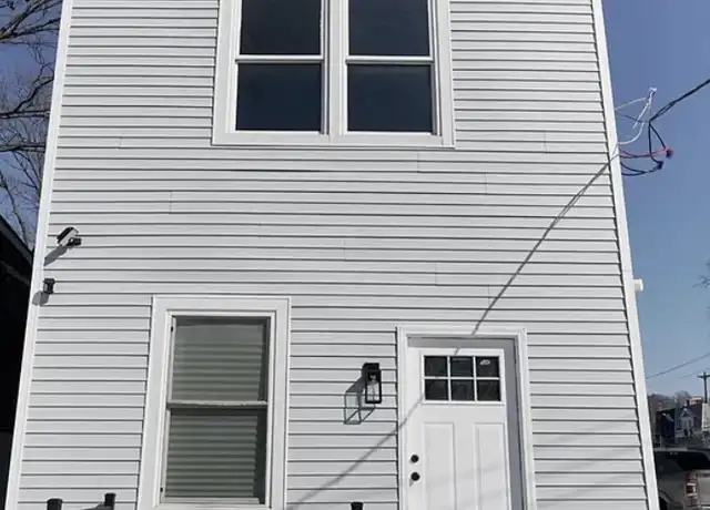 Property at 1104 Kottmann St Unit 3, Cincinnati, OH, 45214, 2 beds, 1 bath, [object Object]