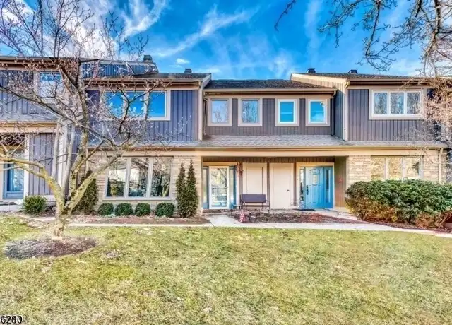 Property at 587 Glasmere Rd, Mahwah, NJ, 07430, 4 beds, 2.5 baths, [object Object]