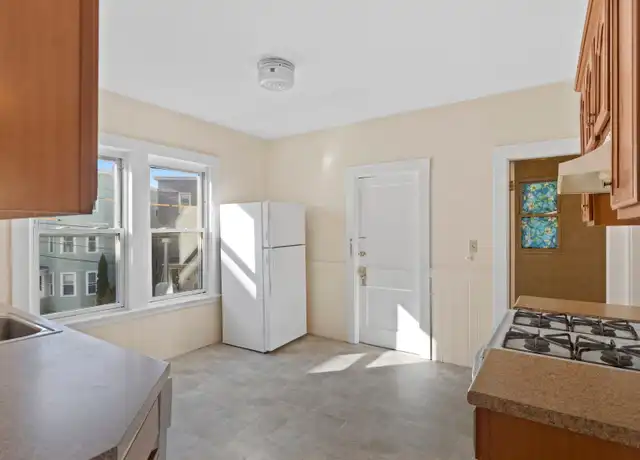 Property at 49 Magnus Ave Unit 3, Somerville, MA, 02143, 3 beds, 2 baths, [object Object]