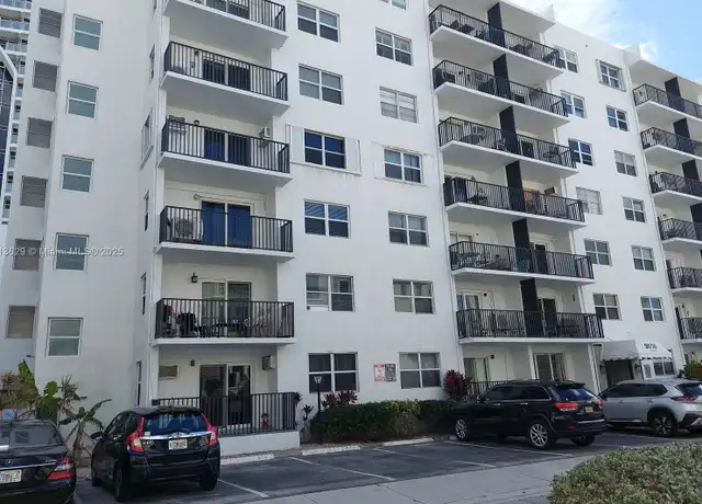 Property at 3000 Riomar St #510, Fort Lauderdale, FL, 33304, 1 bed, 1 bath, [object Object]