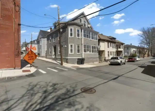 Property at 23 Park St Unit 2, Salem, MA, 01970, 4 beds, 1 bath, [object Object]