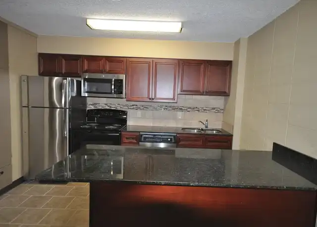 Property at 601 S 18th St, Lincoln, NE, 68508, 1 bed, 1 bath, [object Object]