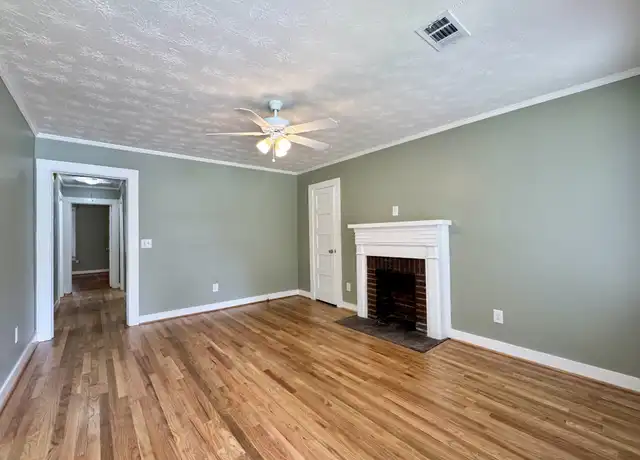 Property at 1406 Virginia St, Columbus, GA, 31901, 2 beds, 1 bath, [object Object]