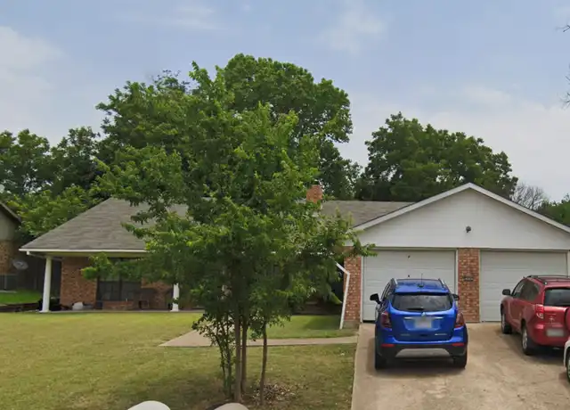 Property at 2402 Paul Revere St, Temple, TX, 76504, 3 beds, 2 baths, [object Object]