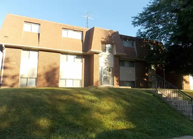 Property at 916 20th Avenue Pl Unit 6, Coralville, IA, 52241, 1 bed, 1 bath, [object Object]