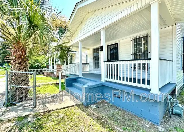 Property at 801 Meeting St, Charleston, SC, 29403, 2 beds, 1.5 baths, [object Object]