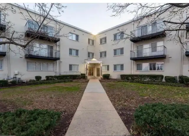 Property at 1001 Chillum Rd, Hyattsville, MD, 20782, 2 beds, 1 bath, [object Object]
