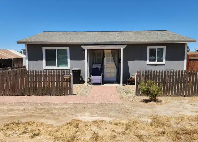 Property at 17180 Paula Rd, Madera, CA, 93636, 2 beds, 1 bath, [object Object]
