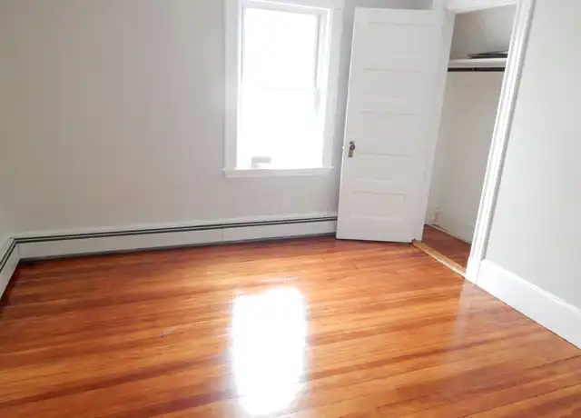 Property at 5 Walker St Unit 3, Somerville, MA, 02144, 3 beds, 1 bath, [object Object]