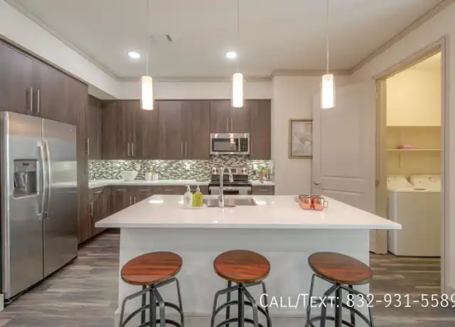 Property at 2117 Chenevert St Unit THD1, Houston, TX, 77003, 1 bed, 1 bath, [object Object]