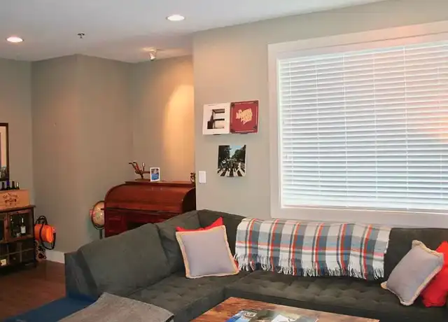 Property at 1324 May St Unit 1205, Fort Worth, TX, 76104, 1 bed, 1 bath, [object Object]