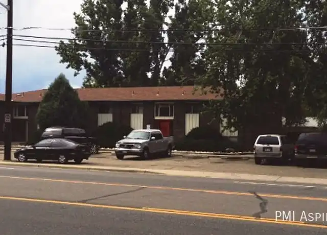 Property at 1050 17th Ave Unit 2, Longmont, CO, 80501, 2 beds, 1 bath, [object Object]