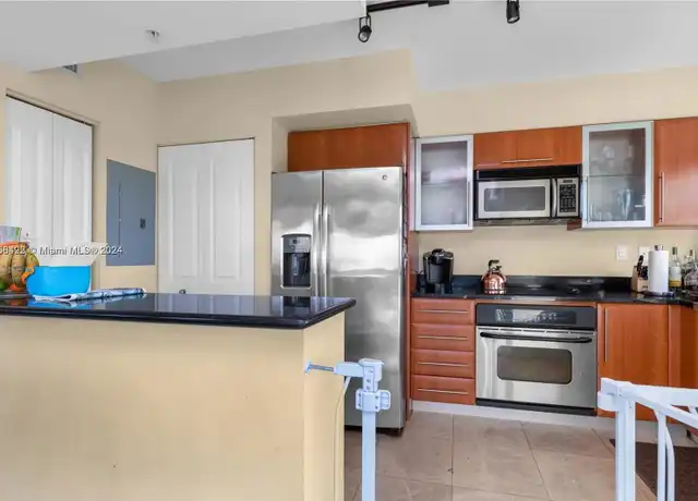 Property at 610 W Las Olas Blvd Unit 610, Fort Lauderdale, FL, 33312, 2 beds, 2 baths, [object Object]