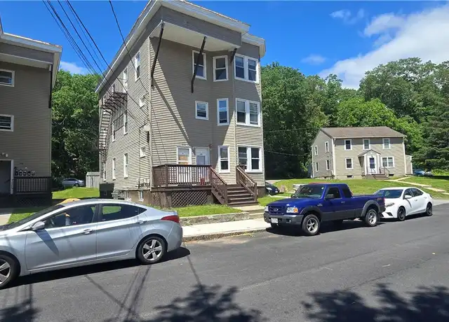 Property at 324 4th Ave Unit 3R, Woonsocket, RI, 02895, 2 beds, 1 bath, [object Object]