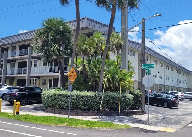 Property at 270 Layne Blvd #106, Hallandale Beach, FL, 33009, 2 beds, 2 baths, [object Object]