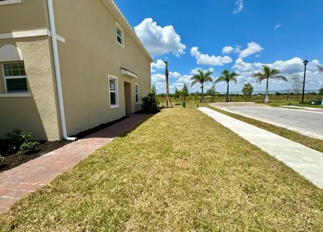 Property at 2925 Tardiff Dr, Naples, FL, 34120, 3 beds, 2.5 baths, [object Object]