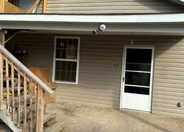 Property at 40 Grubbs Rd, Cheswick, PA, 15024, 2 beds, 1 bath, [object Object]