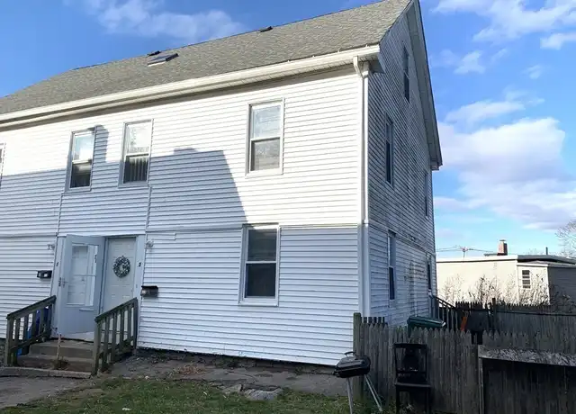 Property at 712 Lawrence St Unit 2, Lowell, MA, 01852, 5 beds, 2 baths, [object Object]