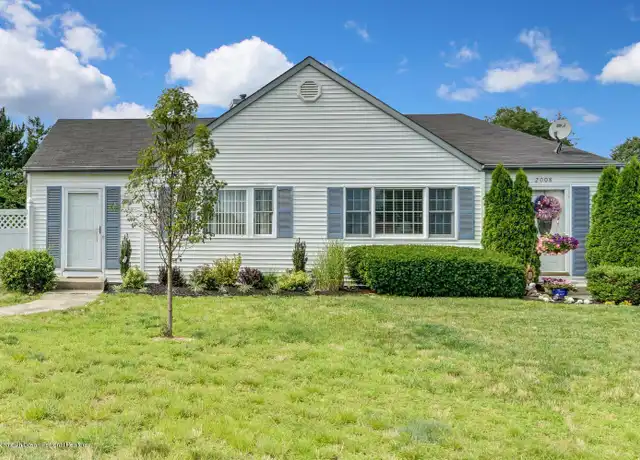 Property at 2006 Bookbinder Ct, Toms River, NJ, 08753, 2 beds, 2 baths, [object Object]