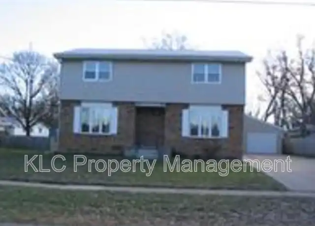 Property at 625 3rd St, Waukee, IA, 50263, 2 beds, 1.5 baths, [object Object]