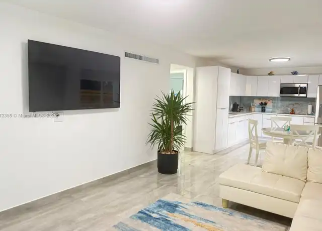 Property at 60 SE Marlin Ave Unit 2, Key Largo, FL, 33037, 2 beds, 1 bath, [object Object]