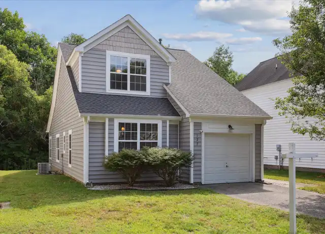 Property at 127 Kristin Ct, Yorktown, VA, 23692, 2 beds, 2.5 baths, [object Object]