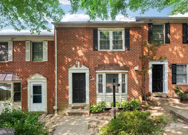 Property at 2035 S Glebe Rd, Arlington, VA, 22204, 3 beds, 3 baths, [object Object]
