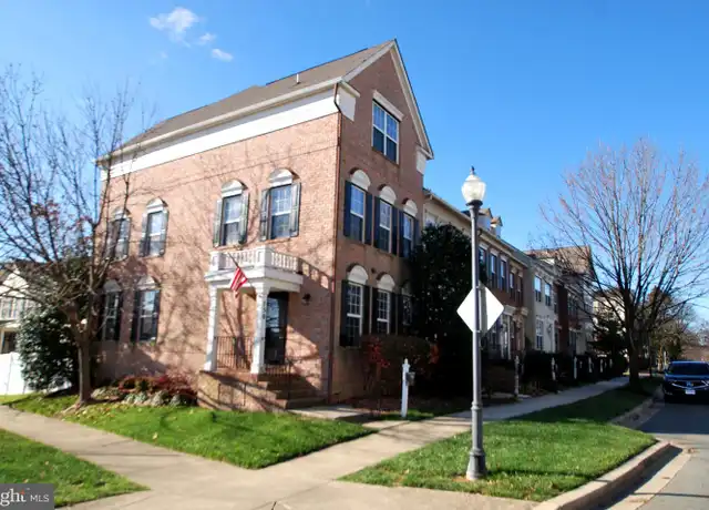 Property at 150 Golden Ash Way, Gaithersburg, MD, 20878, 3 beds, 2.5 baths, [object Object]
