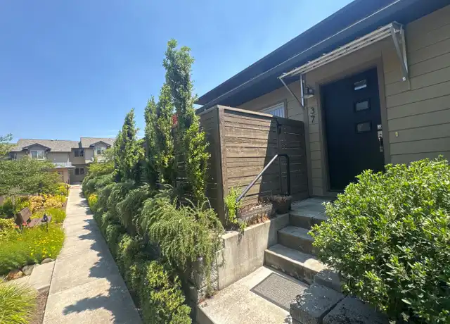 Property at 37 N Mountain Ave, Ashland, OR, 97520, 3 beds, 2 baths, [object Object]