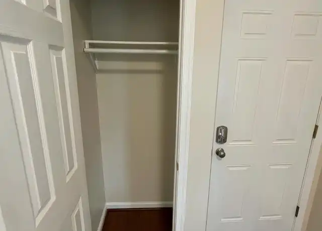 Property at 1234 Queen St NE Unit 4, Washington, DC, 20002, 2 beds, 1 bath, [object Object]