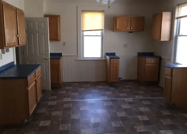 Property at 2416 N Hubbard St, Milwaukee, WI, 53212, 2 beds, 1 bath, [object Object]