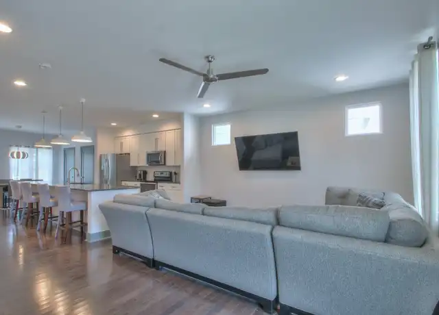 Property at 1617 Straightway Ave, Nashville, TN, 37206, 2 beds, 2.5 baths, [object Object]