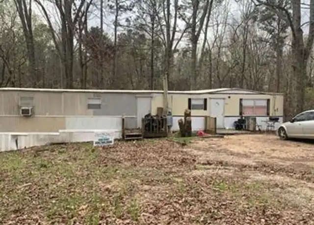 Property at 2476 Rocky Hollow Ln Unit 2476 C, Deatsville, AL, 36022, 2 beds, 1 bath, [object Object]