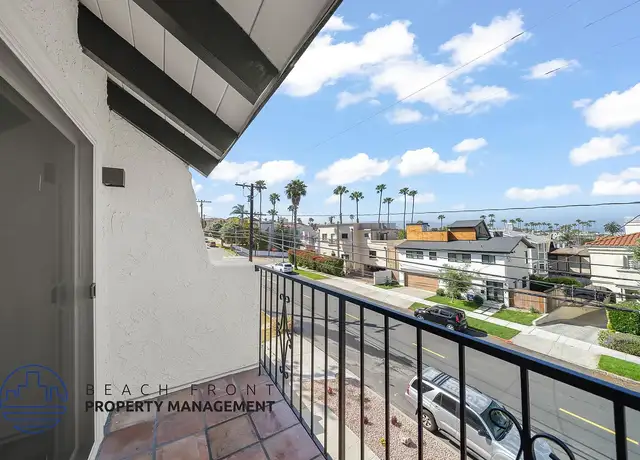 Photo of 708 N Juanita Ave, Redondo Beach, CA 90277
