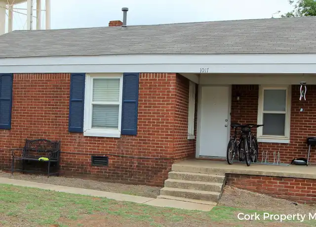 Property at 1017 E Edwards St, Edmond, OK, 73034, 2 beds, 1 bath, [object Object]
