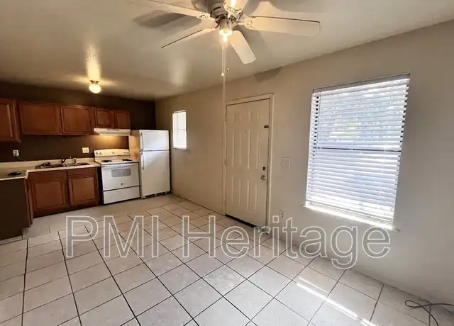 Property at 809 E Huntsville Ave Unit 101, Springdale, AR, 72764, 1 bed, 1 bath, [object Object]