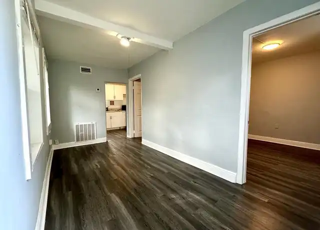 Property at 1000 W Lakewood Rd Unit 4, West Palm Beach, FL, 33405, 3 beds, 1 bath, [object Object]
