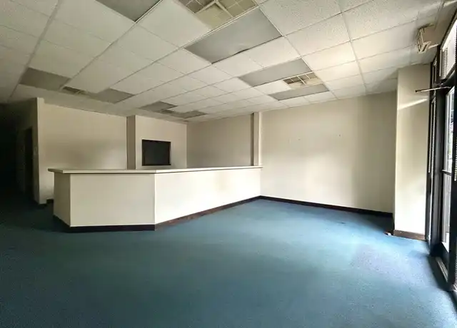 Property at 5534 Albemarle Rd Unit 105, Charlotte, NC, 28212, 4 beds, 1 bath, [object Object]