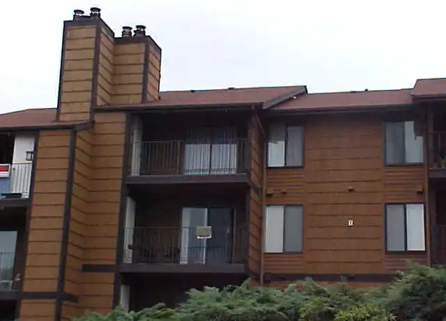Property at 270 SE Barrington Dr Unit B302, Oak Harbor, WA, 98277, 2 beds, 1 bath, [object Object]