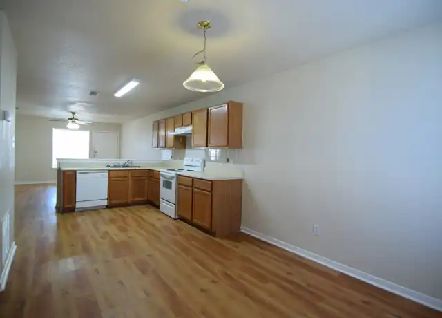Property at 1401 Dugger Cir Unit C, Killeen, TX, 76543, 3 beds, 2 baths, [object Object]