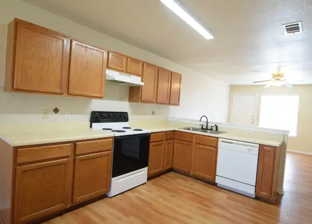 Property at 1401 Dugger Cir Unit C, Killeen, TX, 76543, 3 beds, 2 baths, [object Object]